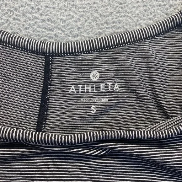 Athleta Womens Shanti Micro Stripe Tank Top Large S Tencel Black White Workout - Picture 3 of 9